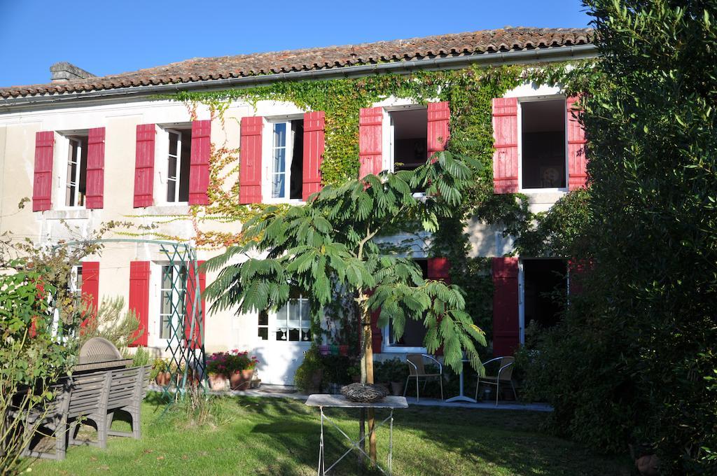 La Maison De Rose Bed & Breakfast Brossac Eksteriør bilde