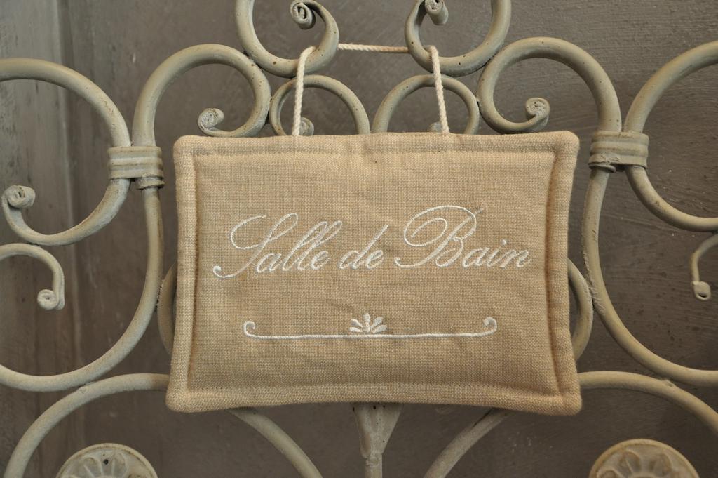La Maison De Rose Bed & Breakfast Brossac Rom bilde